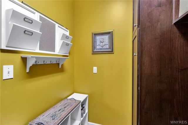 6347 Everwood Court North, Clarence, NY 14051