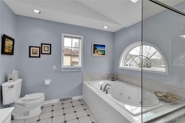 6347 Everwood Court North, Clarence, NY 14051