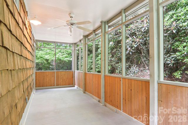 1063 Swiss Pine Lake Drive, Spruce Pine, NC 28777