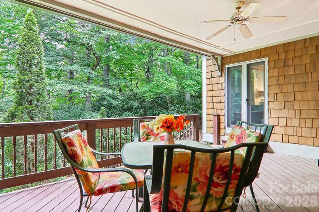 1063 Swiss Pine Lake Drive, Spruce Pine, NC 28777