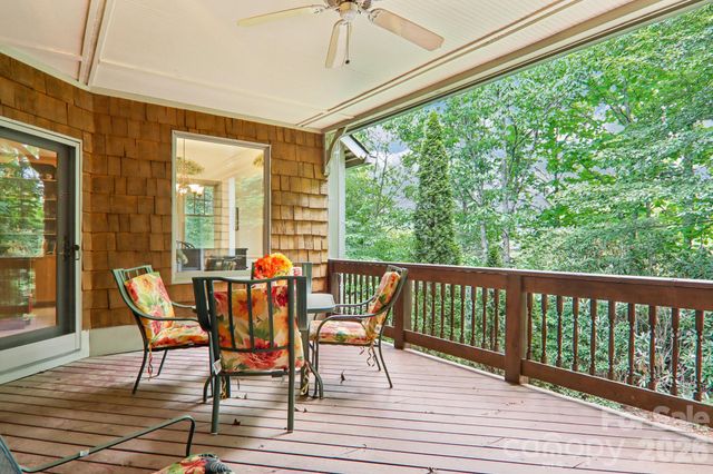 1063 Swiss Pine Lake Drive, Spruce Pine, NC 28777