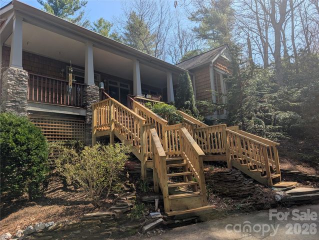 1063 Swiss Pine Lake Drive, Spruce Pine, NC 28777