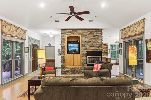 1063 Swiss Pine Lake Drive, Spruce Pine, NC 28777