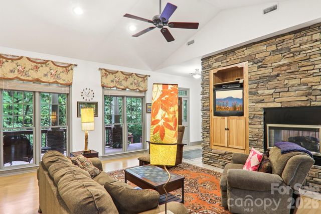 1063 Swiss Pine Lake Drive, Spruce Pine, NC 28777