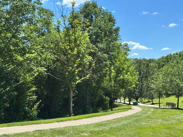 2276 Edenderry Drive, 300, Crescent Springs, KY 41017
