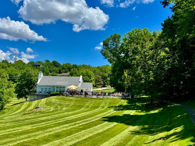 2276 Edenderry Drive, 300, Crescent Springs, KY 41017