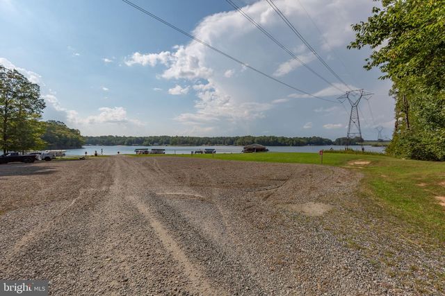 40 ALEXANDRA CIR, Bumpass, VA 23024