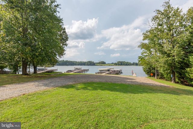 40 ALEXANDRA CIR, Bumpass, VA 23024