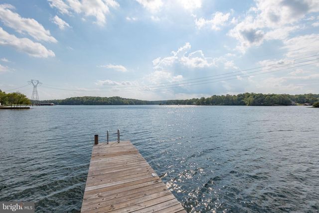 40 ALEXANDRA CIR, Bumpass, VA 23024