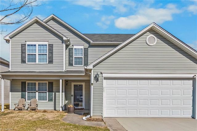 805 Forest Crest Drive, Greensboro, NC 27406