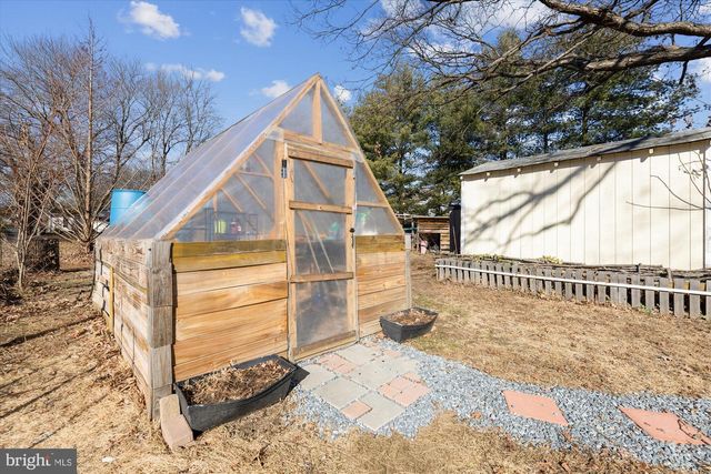 2805-A STAVORS RD, Waldorf, MD 20603