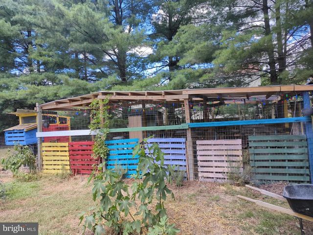 2805-A STAVORS RD, Waldorf, MD 20603