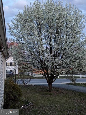 2805-A STAVORS RD, Waldorf, MD 20603