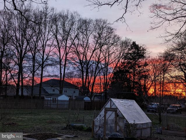 2805-A STAVORS RD, Waldorf, MD 20603