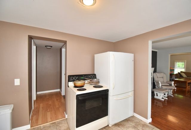 338 Wilbraham Rd, Hampden, MA 01036