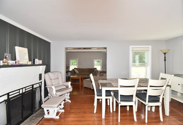338 Wilbraham Rd, Hampden, MA 01036