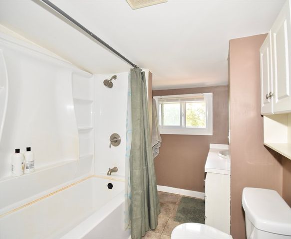 338 Wilbraham Rd, Hampden, MA 01036