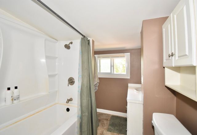 338 Wilbraham Rd, Hampden, MA 01036