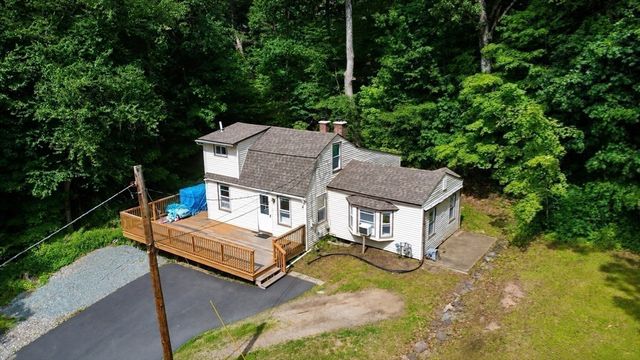 338 Wilbraham Rd, Hampden, MA 01036