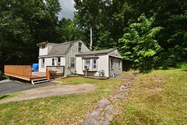 338 Wilbraham Rd, Hampden, MA 01036