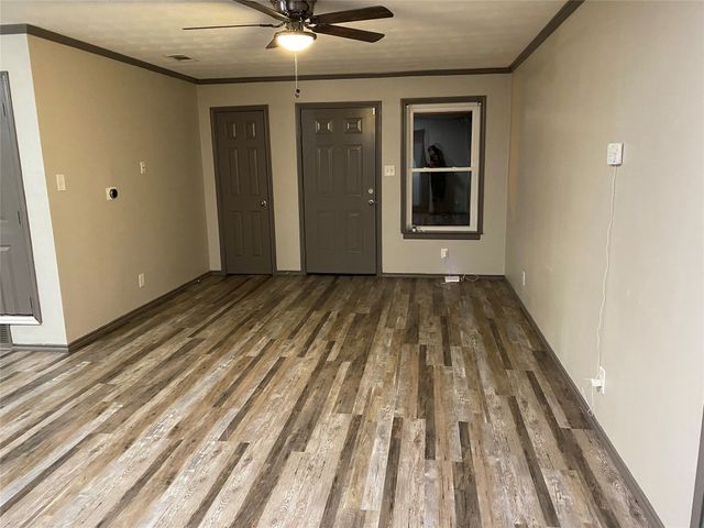 820 Keysville Avenue B, Desoto, TX 75115