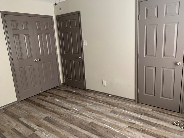 820 Keysville Avenue B, Desoto, TX 75115