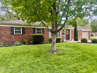 3431 Blairmont Avenue, Toledo, OH 43614