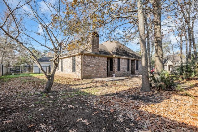 13629 Wintercrest Drive, Montgomery, TX 77356