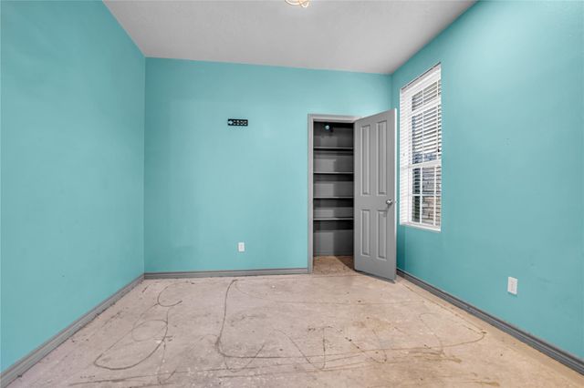 13629 Wintercrest Drive, Montgomery, TX 77356