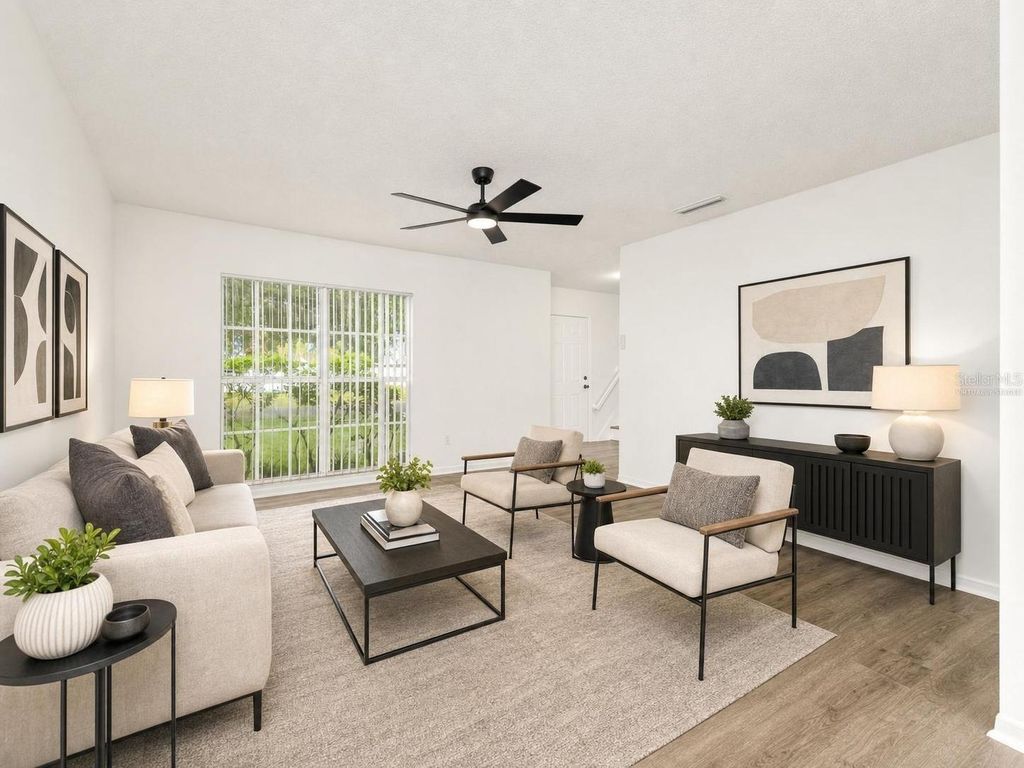 Image 3 of property listing at 9703 FOX HOLLOW ROAD, Tampa, FL 33647