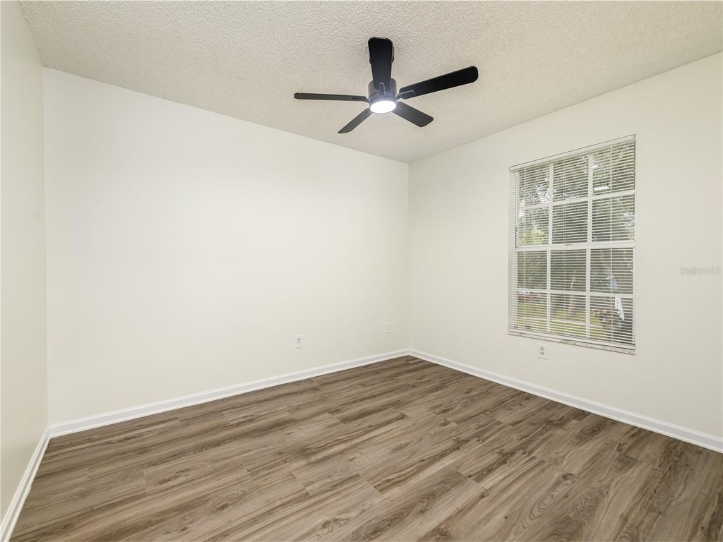 Image 24 of property listing at 9703 FOX HOLLOW ROAD, Tampa, FL 33647