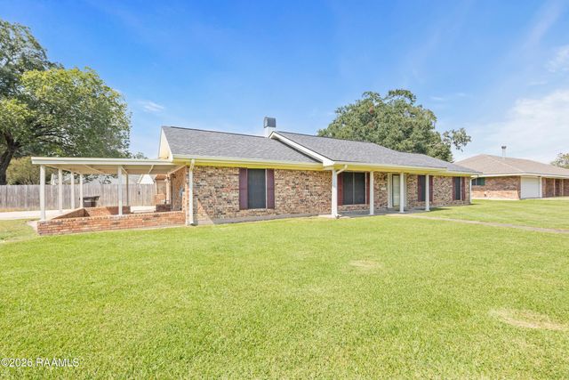 403 Gaston Street, Breaux Bridge, LA 70517