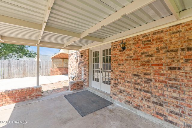 403 Gaston Street, Breaux Bridge, LA 70517