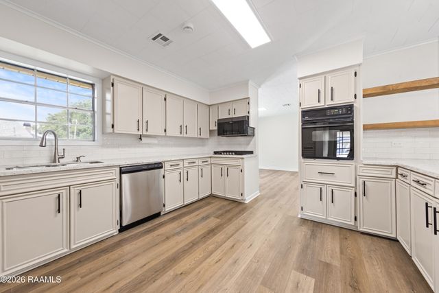 403 Gaston Street, Breaux Bridge, LA 70517