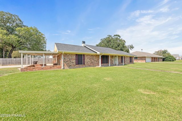 403 Gaston Street, Breaux Bridge, LA 70517