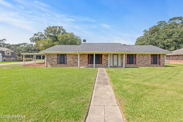 403 Gaston Street, Breaux Bridge, LA 70517