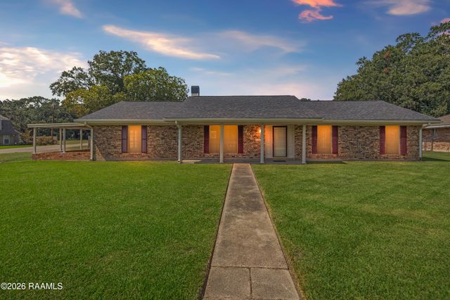 403 Gaston Street, Breaux Bridge, LA 70517