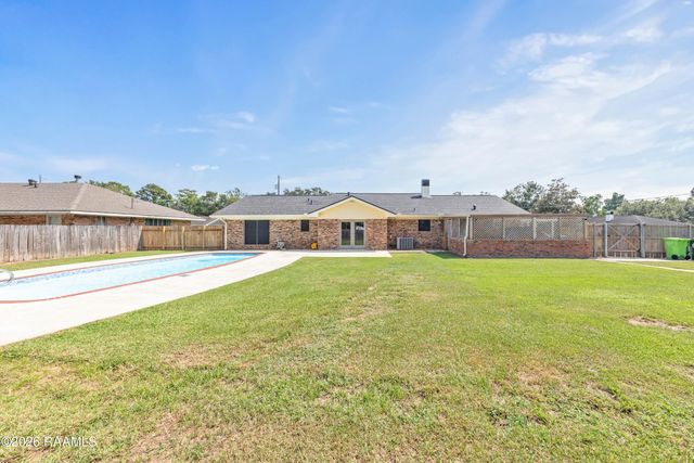 403 Gaston Street, Breaux Bridge, LA 70517