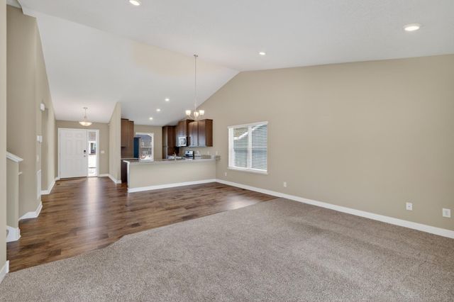 18017 Hidden Creek Trail, Lakeville, MN 55044