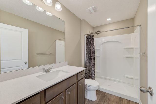 18017 Hidden Creek Trail, Lakeville, MN 55044