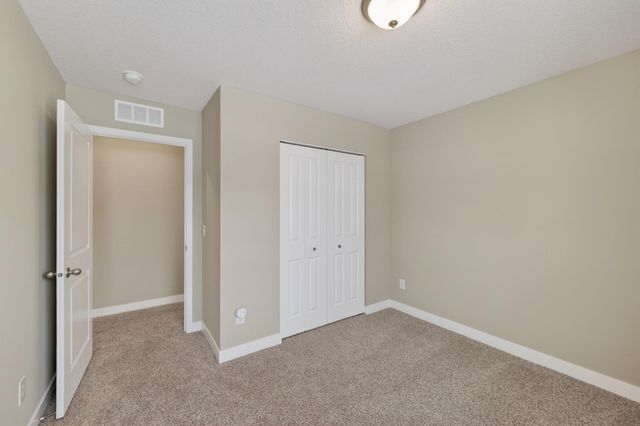 18017 Hidden Creek Trail, Lakeville, MN 55044