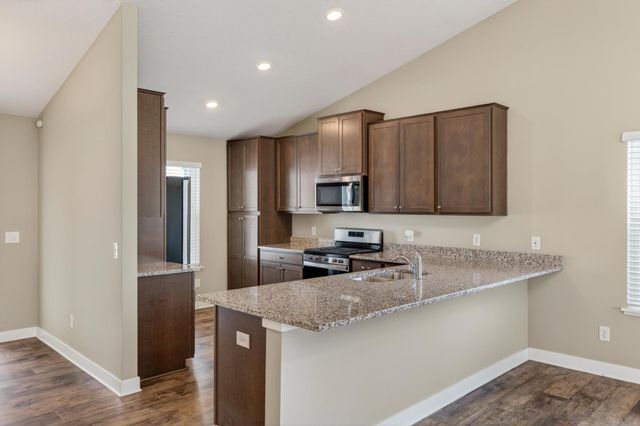 18017 Hidden Creek Trail, Lakeville, MN 55044