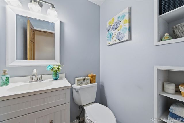 1462 Adams Avenue, St. Charles, IL 60174