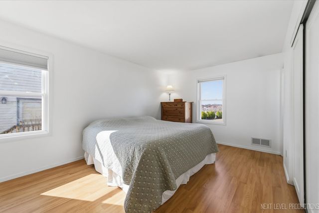 1462 Adams Avenue, St. Charles, IL 60174