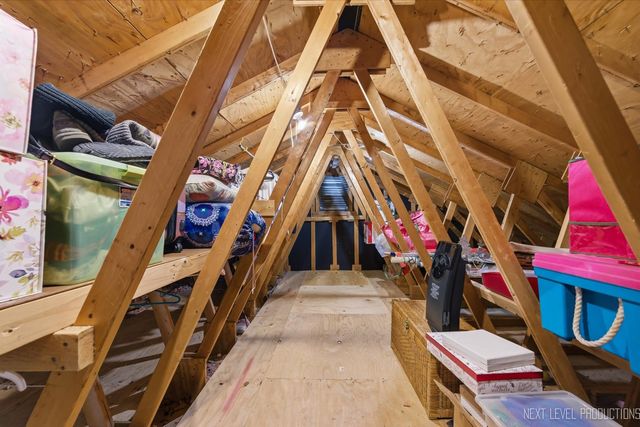 1462 Adams Avenue, St. Charles, IL 60174