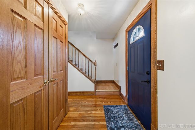 1462 Adams Avenue, St. Charles, IL 60174