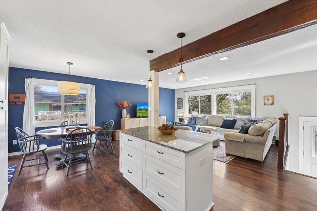 244 Quehl Avenue N, Lakeland, MN 55043