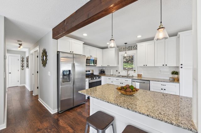 244 Quehl Avenue N, Lakeland, MN 55043