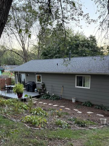 244 Quehl Avenue N, Lakeland, MN 55043