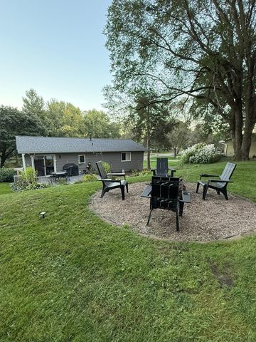 244 Quehl Avenue N, Lakeland, MN 55043